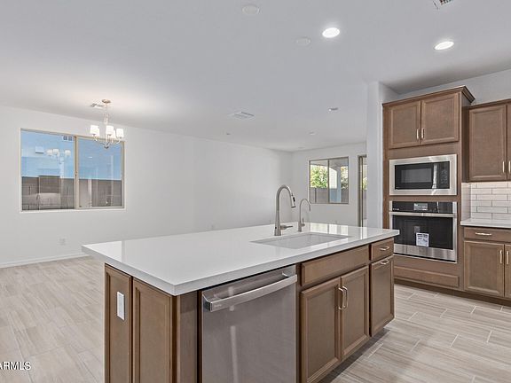 4th image of 9008 W DENTON Lane