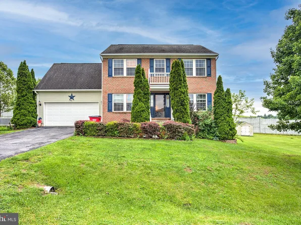 762 Teal Rd N, Martinsburg, WV 25405