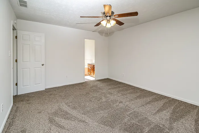 160 Princeton Way — Photo 7