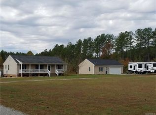 3925 Custis Millpond Rd, West Point, VA 23181