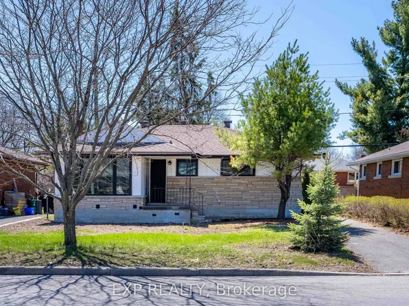 768 Pleasant Park Rd, Ottawa, ON K1G 1Y7