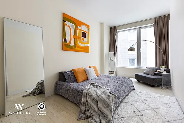 Sold by Coldwell Banker Warburg | media 23