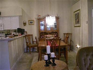 4th image of 102 Timberline Dr