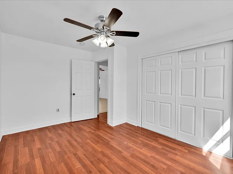 4611 Oasis Ave — Photo 24