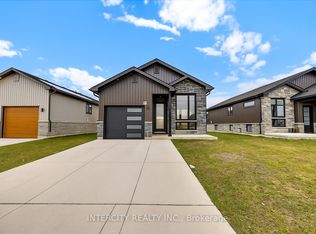 80 Arrowhead Ln, Chatham Kent, ON N7M0T2