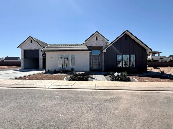 445 W Rosina Cir, Washington, UT 84780