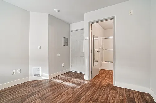 Floor plan 107