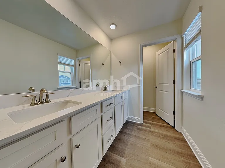 5939 Sycamore Place St — Photo 11
