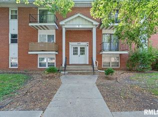 255 S Durkin Dr APT 7, Springfield, IL 62704