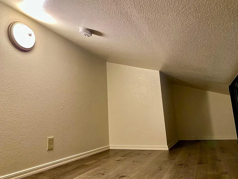 Loft bedroom 2