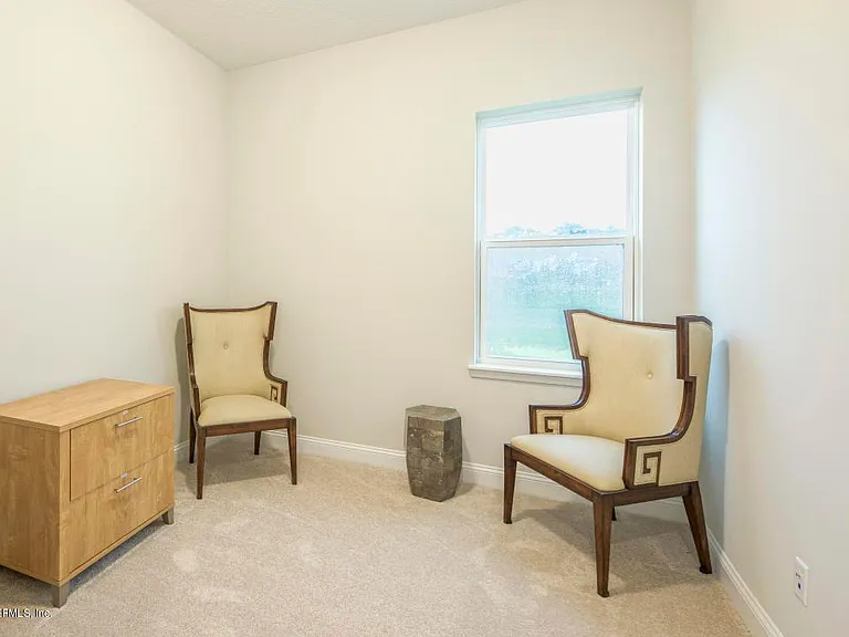 28 Stansbury Ln — Photo 27