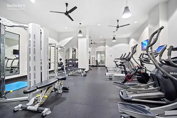 Rented by Sotheby's International Realty | media 26