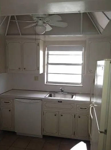 601 Pine Drive — Photo 3