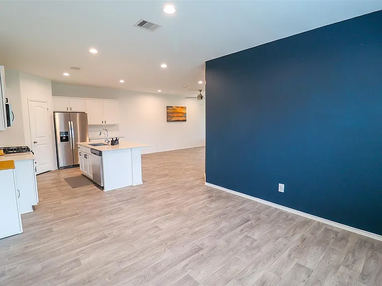 22202 Palladium Dr — Photo 9