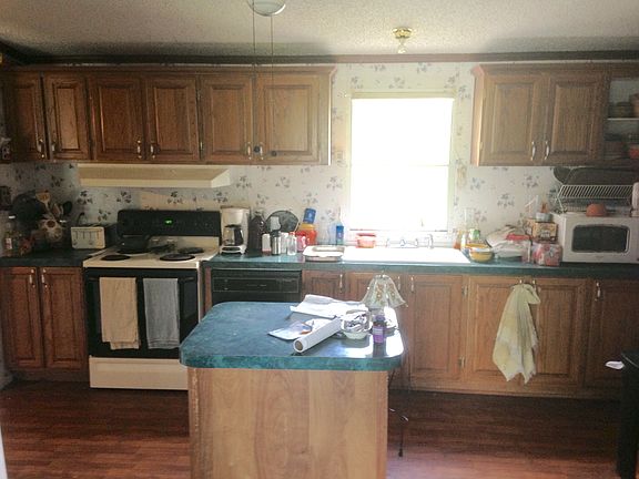 5th image of 116 Mann Ln