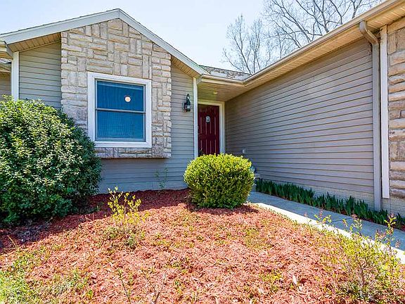 2nd image of 13623 Northmoor Dr