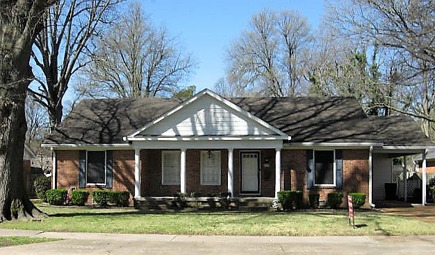 1st image of 1117 Terry Ln