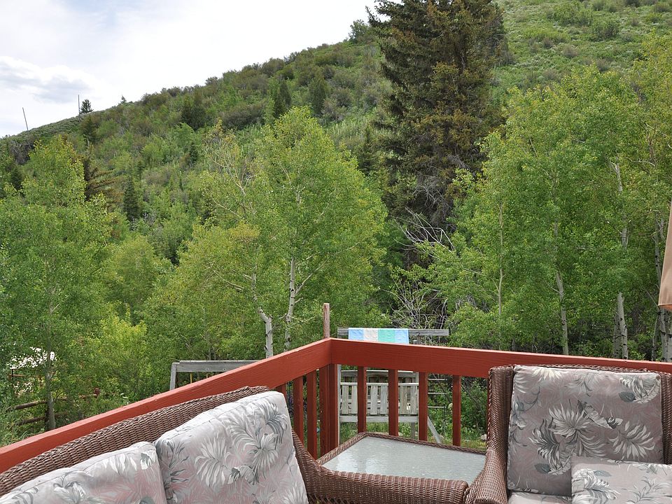  Private Back Deck