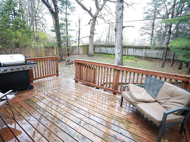 12630 Ridgemount Ave W — Photo 5
