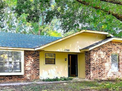 1709 Beverly Ct, Bentonville, AR, 72712