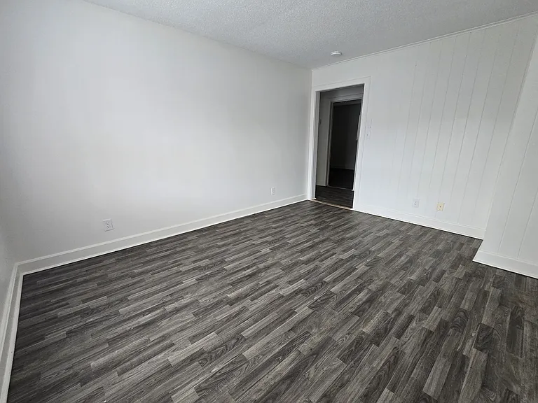 3620 Clemmons Rd #12 — Photo 2