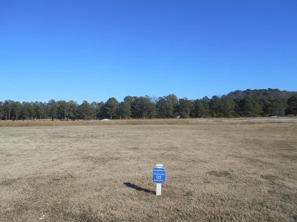 206 Muirfield Dr, Cape Charles, VA 23310