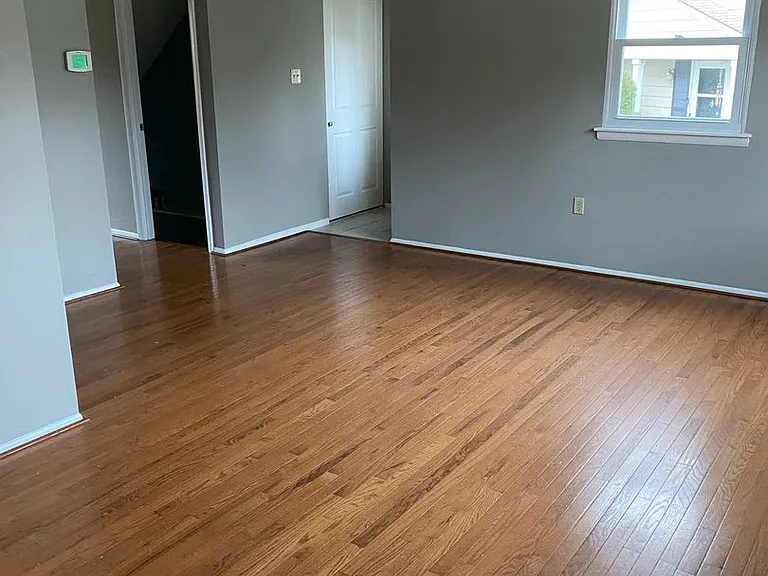 464 Worthington Rd — Photo 4