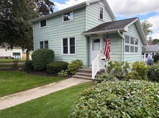 146 S Main St, Fairport, NY