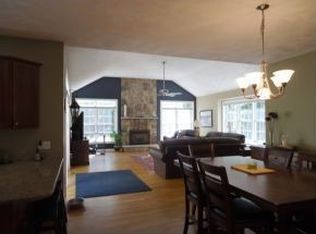 7 Frenchs Ln, Kensington, NH 03833