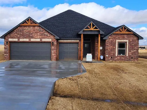 5802 Tadpole Dr, Elgin, OK 73538