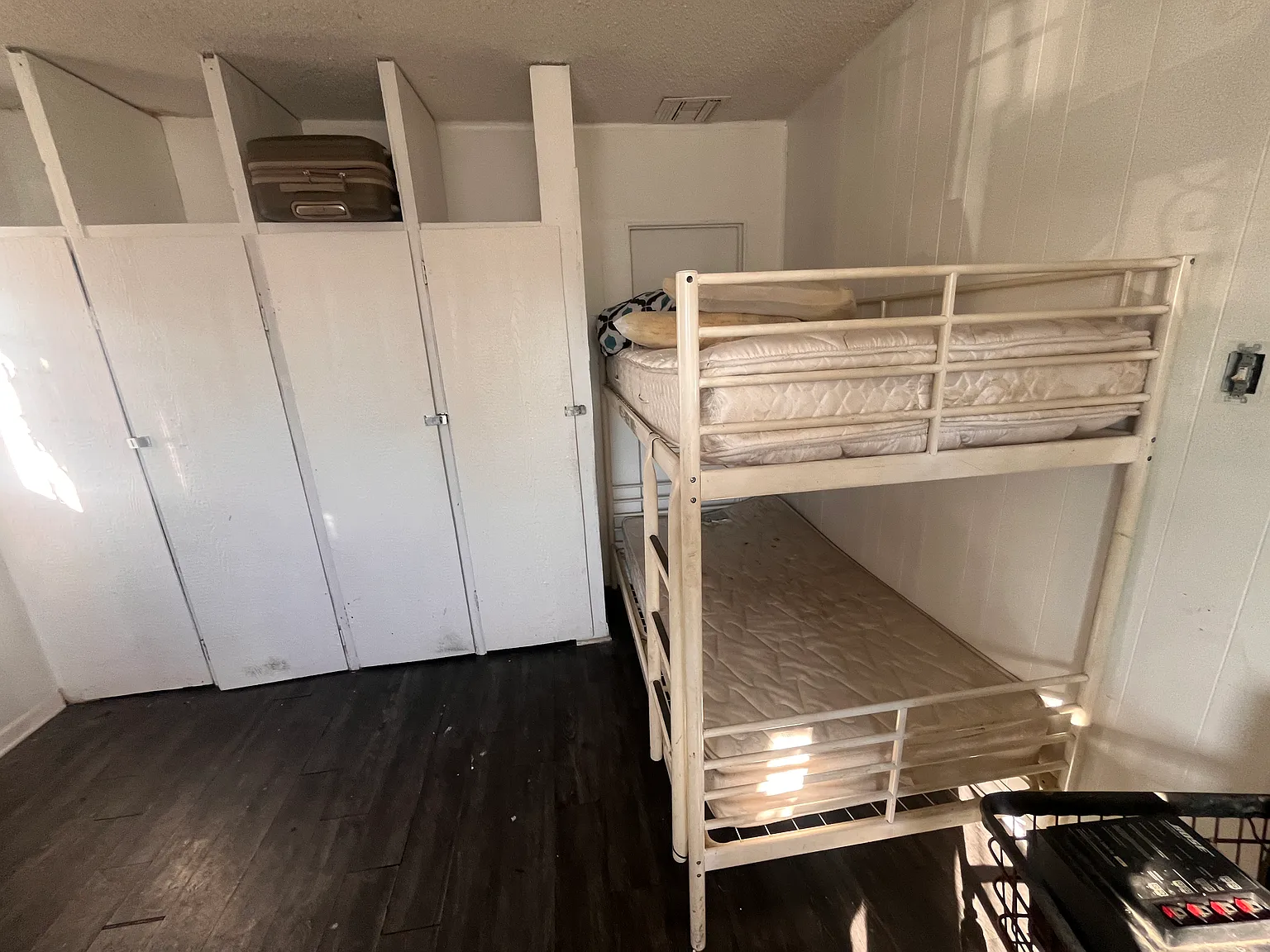 2 bed, $600 — Photo 2