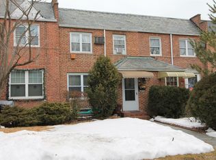 60-59 70th Street, Maspeth, NY 11378