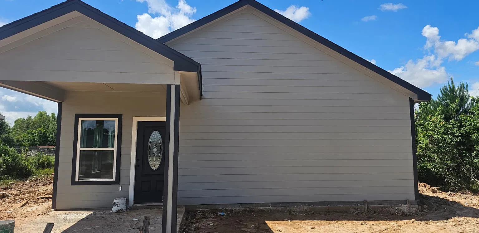 4 bed, 1920 sqft, $2,300 — Photo 2