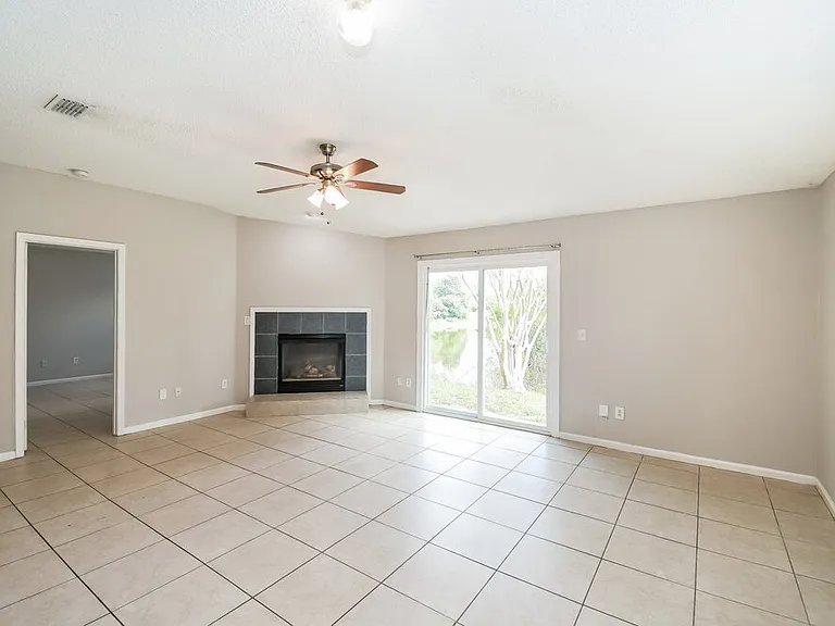 3341 Volley Dr — Photo 3