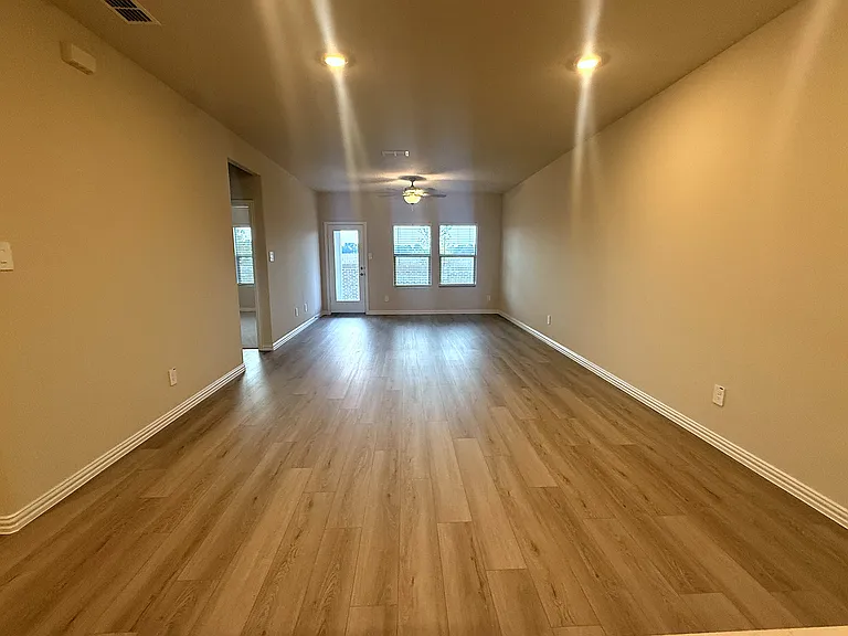 1126 Old Stead Dr — Photo 8