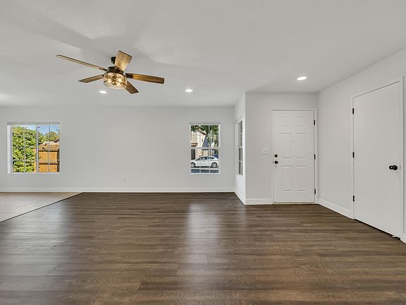 3rd image of 2357 Ivy Vine Way