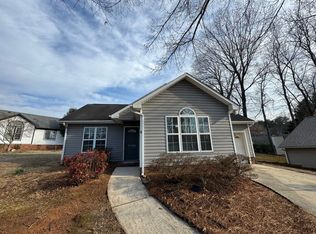 3506 Briaroak Ct, Greensboro, NC 27410