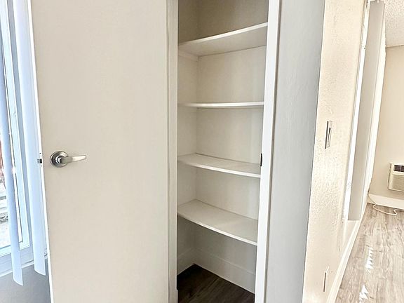 3rd image of 2246 Greenbrae Dr #33