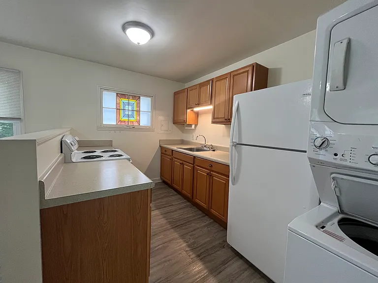 310 N Bennett St — Photo 3
