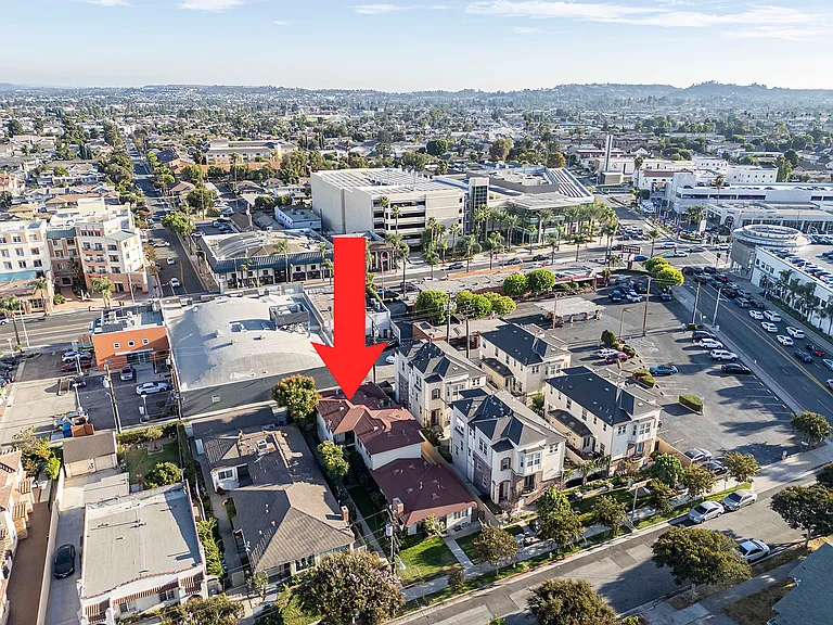 Near corner of Main Street and Atlantic Blvd