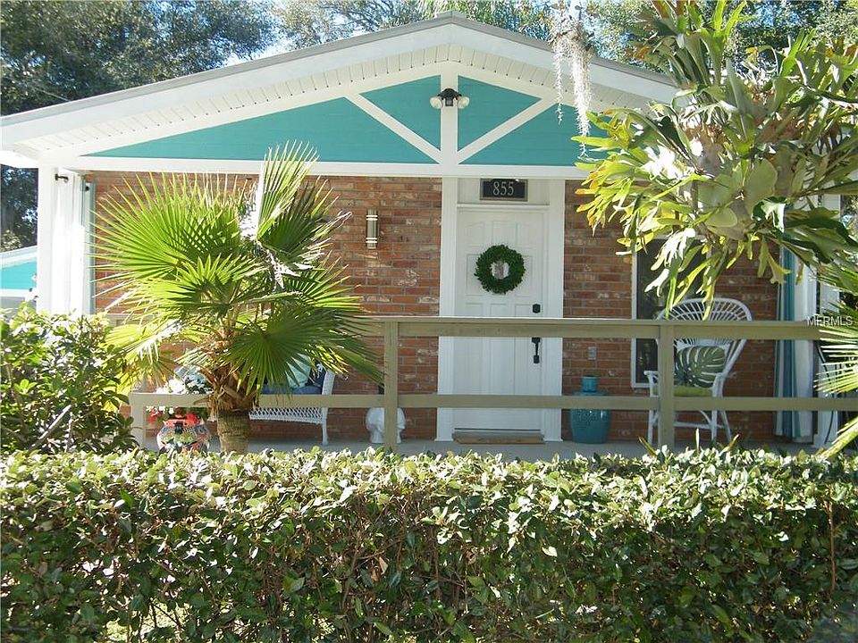 1st image of 855 Harbor Hill Dr