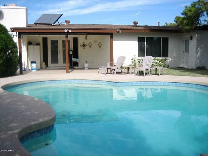 Pool & Rear Patio