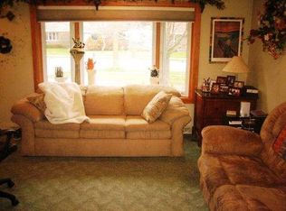 2221 Carmen Ave, Sheboygan, WI 53081