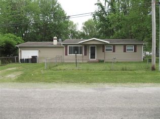 34083 David Ln, Brighton, IL 62012