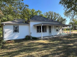 1427 Willow Rd, Piqua, KS 66761