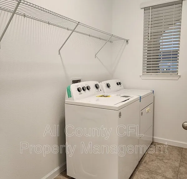 4354 Davos Dr — Photo 15
