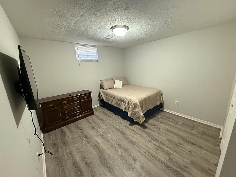 207 Wheaton Ct — Photo 14