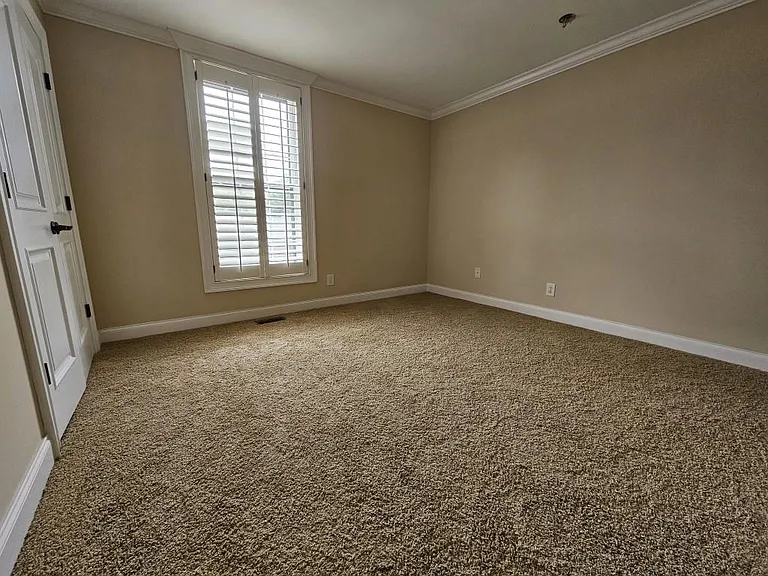 1085 Holly Dr #2 — Photo 14