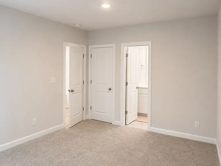 4419 Millennium Ave — Photo 5