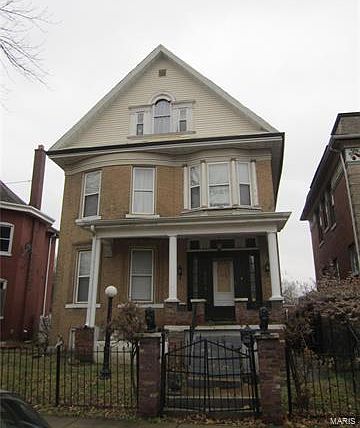 1st image of 5054 Raymond Ave